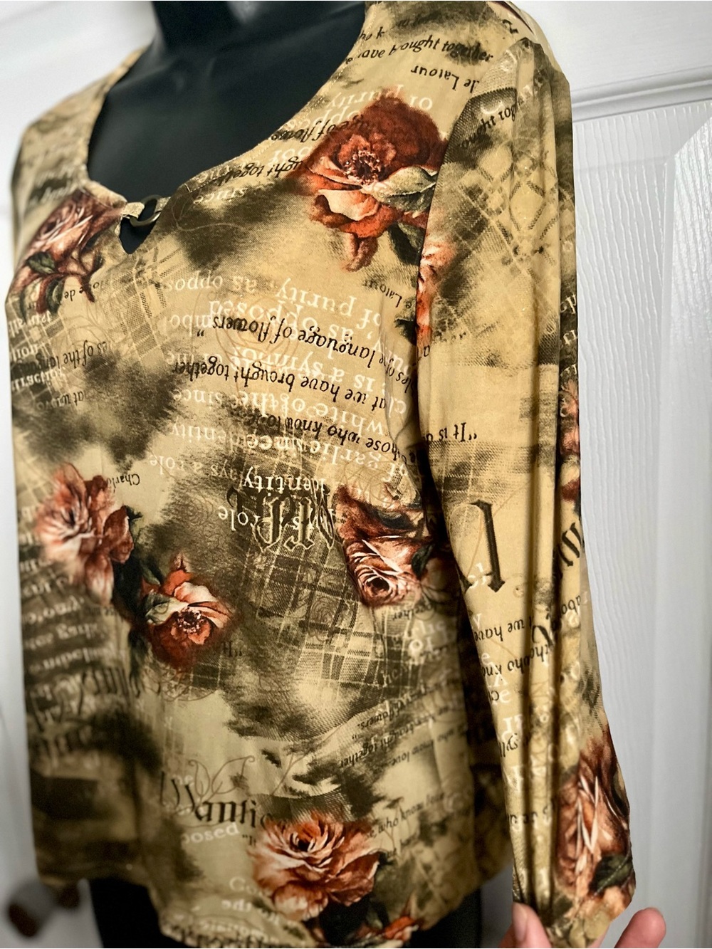 Vintage Vice Versa Top Y2K Whimsigoth Newsprint Floral O-Ring Blouse Medium - Picture 2 of 6